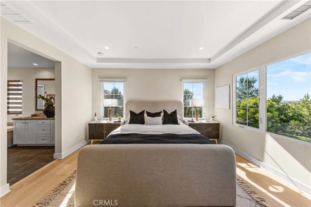 121 Oceano, Irvine, CA 92602