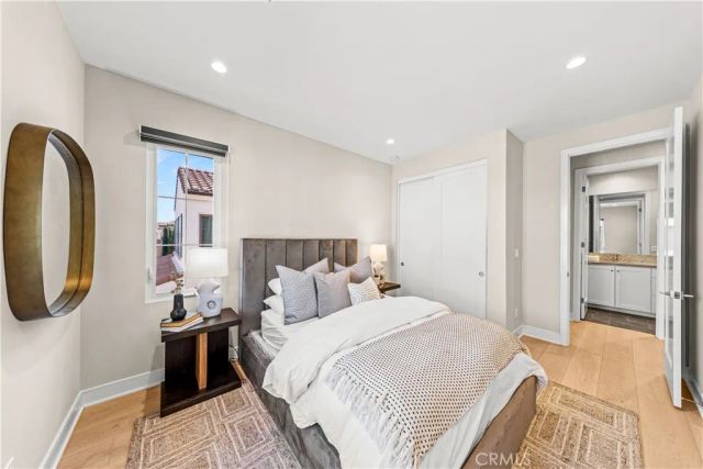 121 Oceano, Irvine, CA 92602