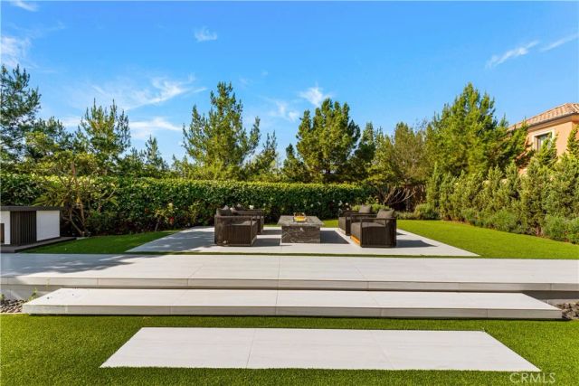 121 Oceano, Irvine, CA 92602