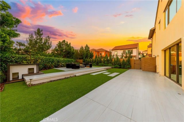 121 Oceano, Irvine, CA 92602