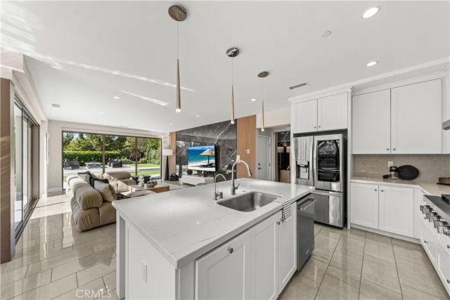 121 Oceano, Irvine, CA 92602