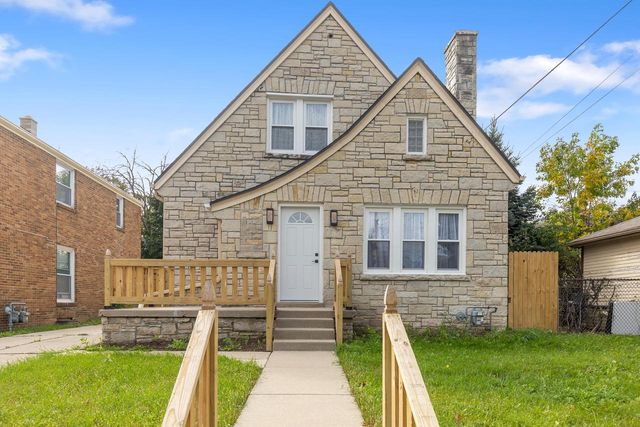 1229 W Olive STREET, Milwaukee, WI 53209