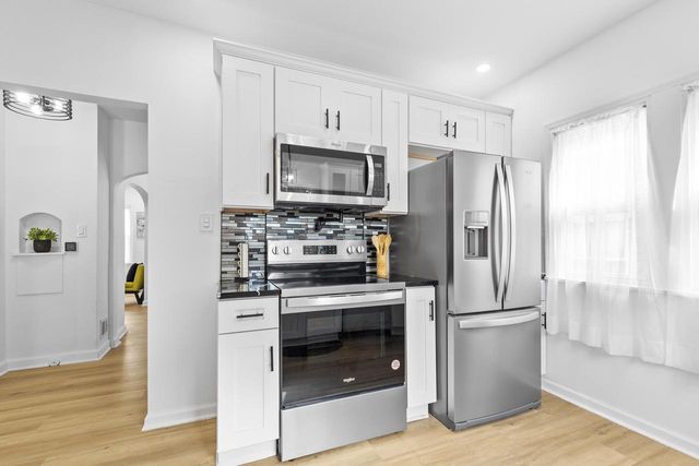 1229 W Olive STREET, Milwaukee, WI 53209