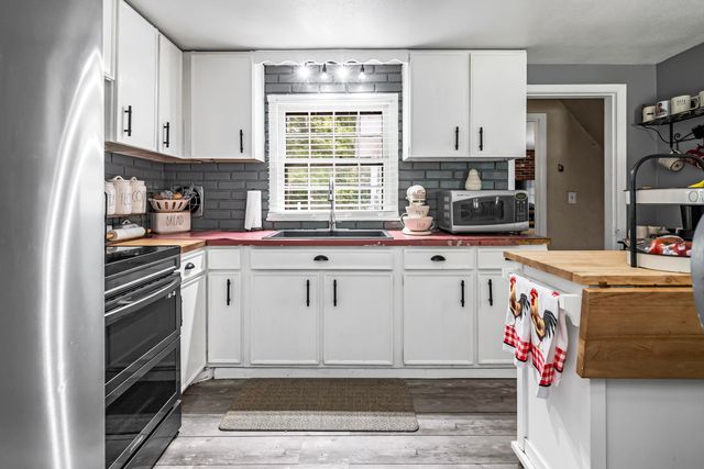 3 Craven Terrace, Derry, NH 03038