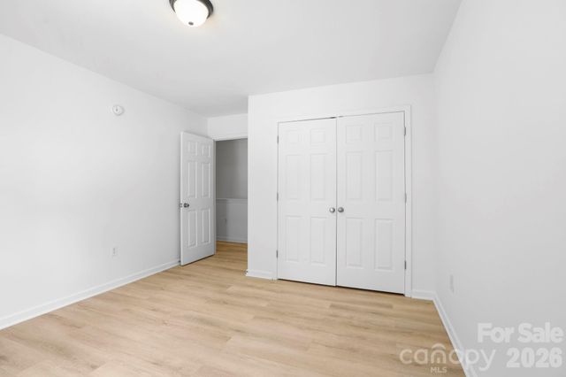 140 Thea Lane, Fletcher, NC 28732