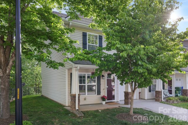 140 Thea Lane, Fletcher, NC 28732
