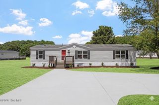 105 Stone Glen Place, Pikeville, NC 27863