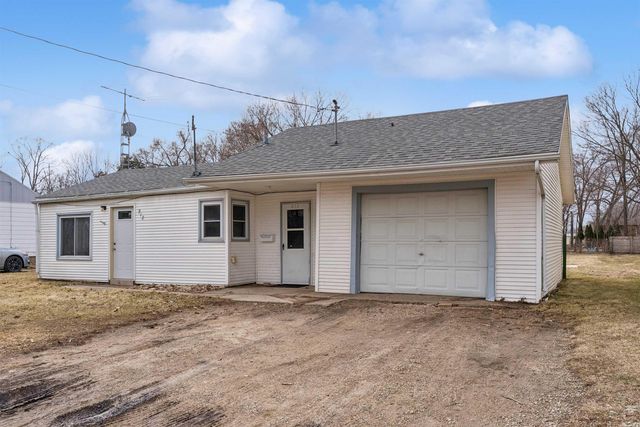 912 Jones Road, Evansdale, IA 50707
