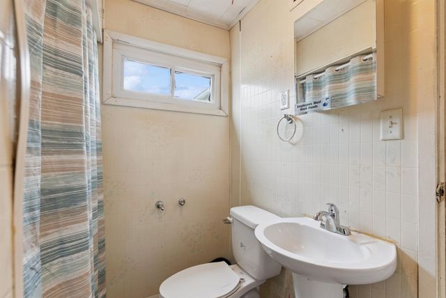 912 Jones Road, Evansdale, IA 50707