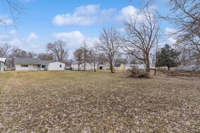 912 Jones Road, Evansdale, IA 50707