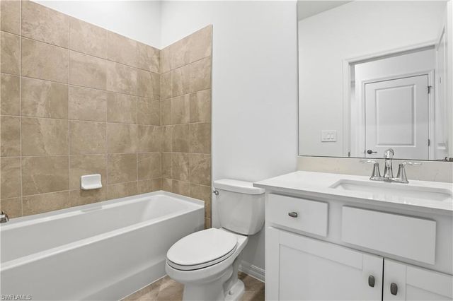 18696 Marlin Kite LN, North Fort Myers, FL 33917