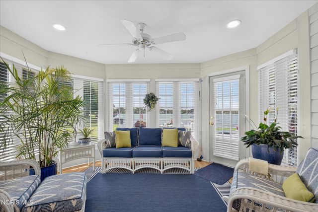 7913 N Shoreline Drive, Holland, OH 43528