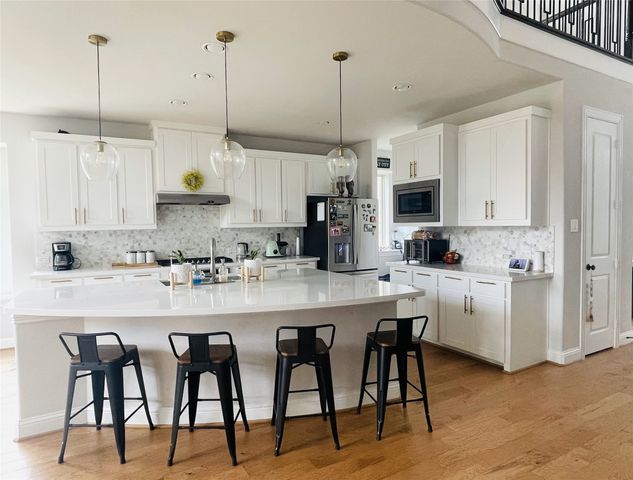 305 Cypress Hill Drive, Little Elm, TX 75068