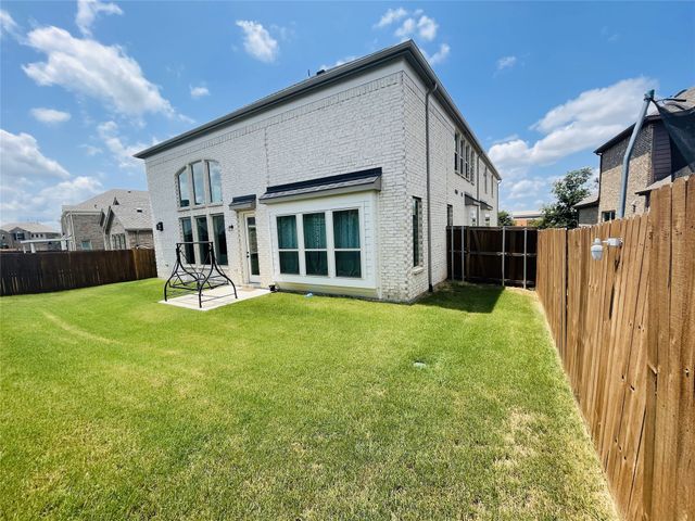 305 Cypress Hill Drive, Little Elm, TX 75068