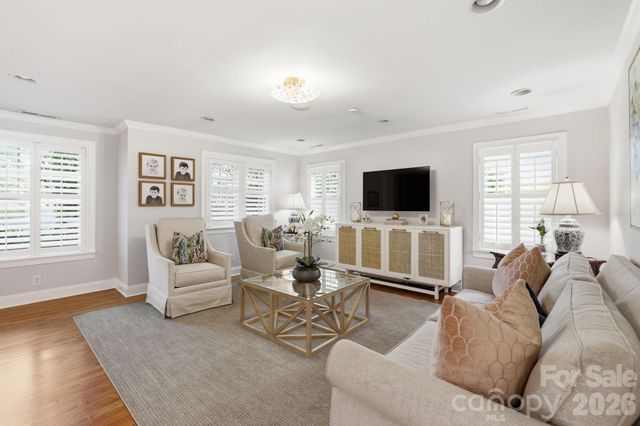 2927 Somerset Drive, Charlotte, NC 28209