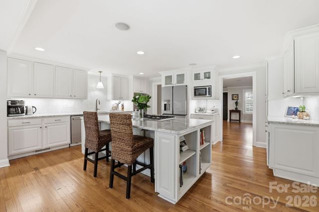 2927 Somerset Drive, Charlotte, NC 28209
