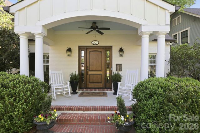 2927 Somerset Drive, Charlotte, NC 28209