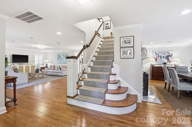 2927 Somerset Drive, Charlotte, NC 28209