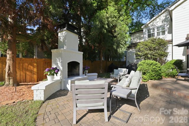 2927 Somerset Drive, Charlotte, NC 28209