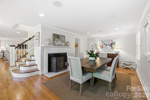 2927 Somerset Drive, Charlotte, NC 28209