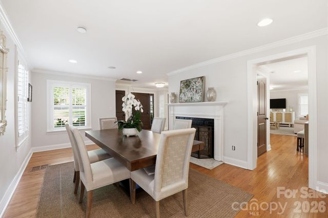 2927 Somerset Drive, Charlotte, NC 28209