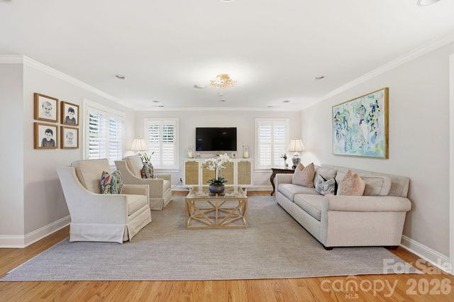 2927 Somerset Drive, Charlotte, NC 28209