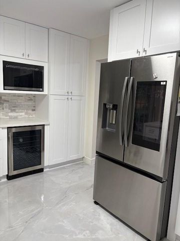 2210 Pomeran Drive, Houston, TX 77080