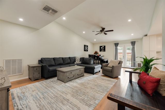 2942 Scott Mill Road, Carrollton, TX 75007