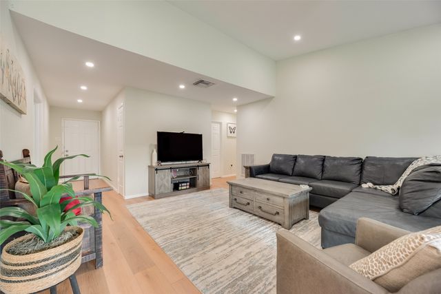 2942 Scott Mill Road, Carrollton, TX 75007