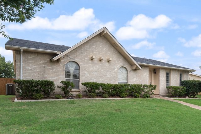 2942 Scott Mill Road, Carrollton, TX 75007