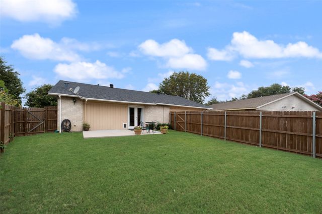 2942 Scott Mill Road, Carrollton, TX 75007