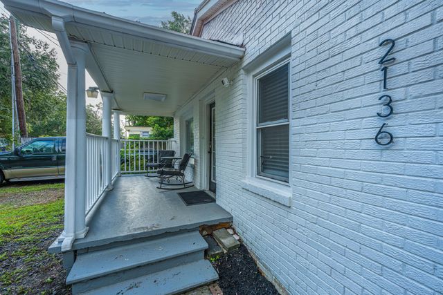 2136 Easy Street, North Charleston, SC 29406