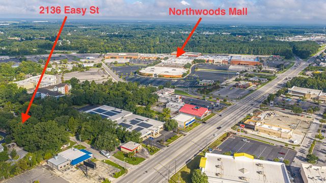 2136 Easy Street, North Charleston, SC 29406