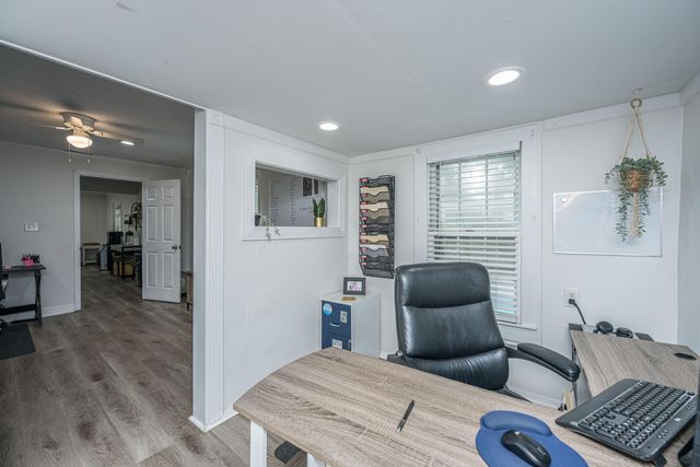 2136 Easy Street, North Charleston, SC 29406