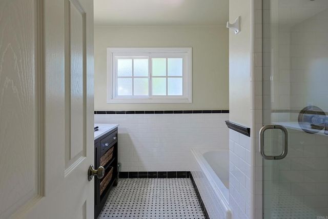 610 Country Club, Coronado, CA 92118