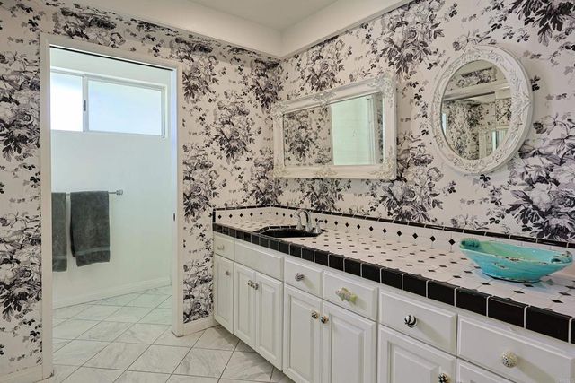 610 Country Club, Coronado, CA 92118
