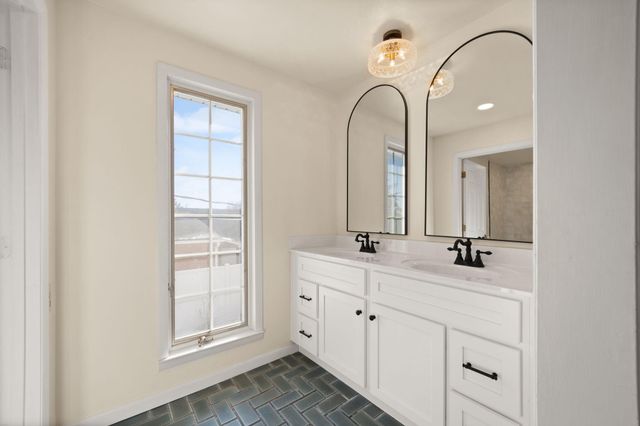 406 N Main Street, Somerset, KY 42501