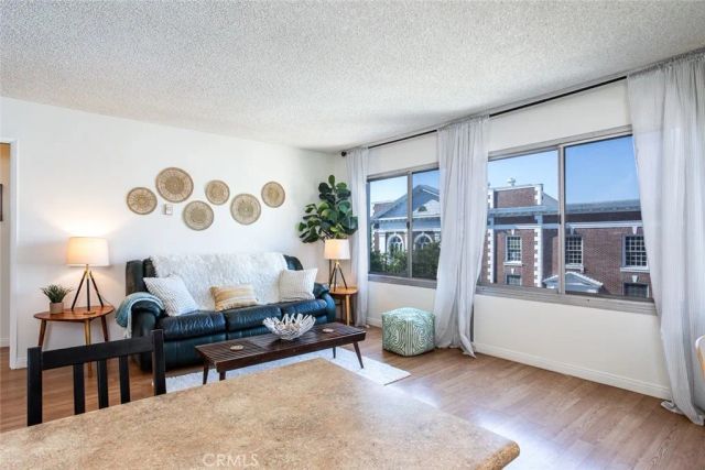 250 Linden Avenue 25, Long Beach, CA 90802