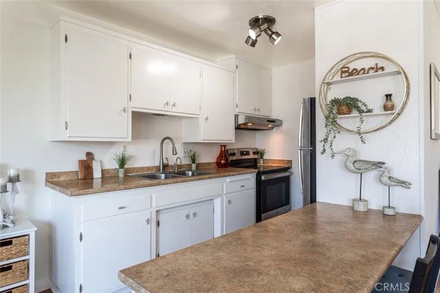 250 Linden Avenue 25, Long Beach, CA 90802