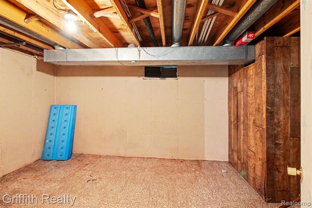 5096 Walker Drive, Brighton, MI 48114
