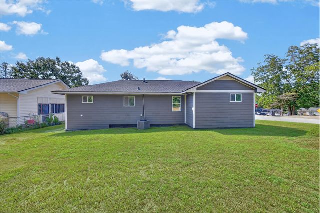 704 21st Street, Phenix City, AL 36867