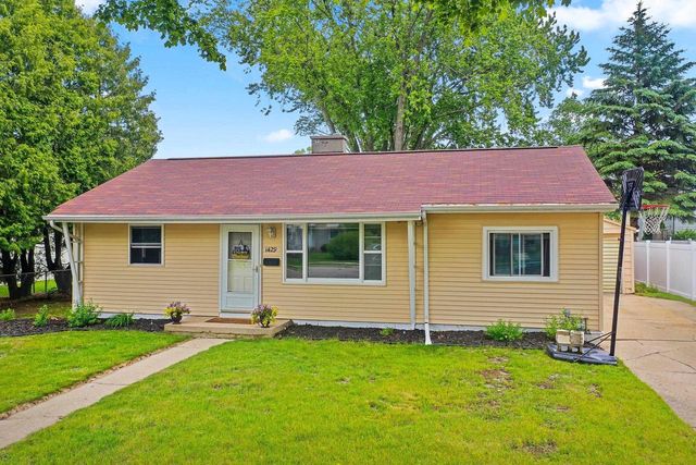 1429 S ONEIDA STREET, Green Bay, WI 54304