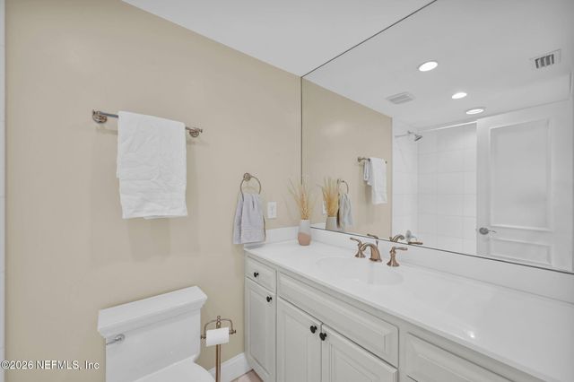 1596 LANCASTER Terrace 3B, Jacksonville, FL 32204