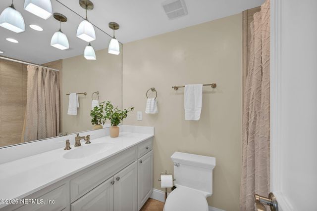 1596 LANCASTER Terrace 3B, Jacksonville, FL 32204