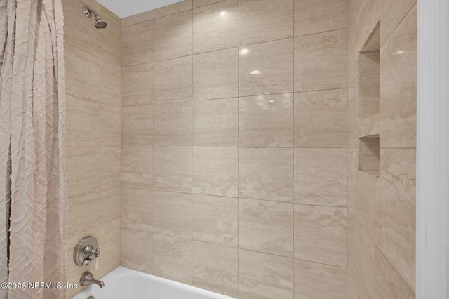 1596 LANCASTER Terrace 3B, Jacksonville, FL 32204