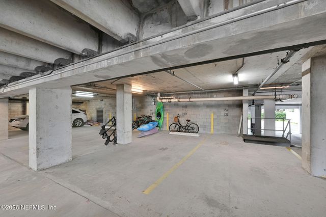 1596 LANCASTER Terrace 3B, Jacksonville, FL 32204