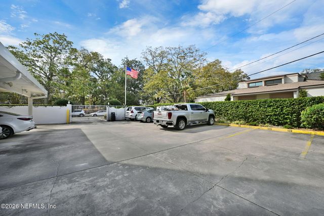 1596 LANCASTER Terrace 3B, Jacksonville, FL 32204