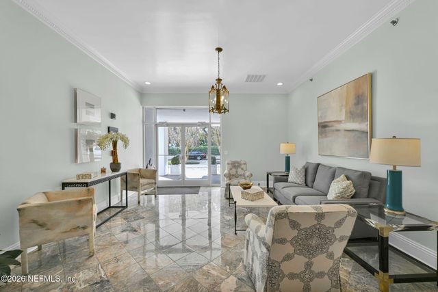 1596 LANCASTER Terrace 3B, Jacksonville, FL 32204