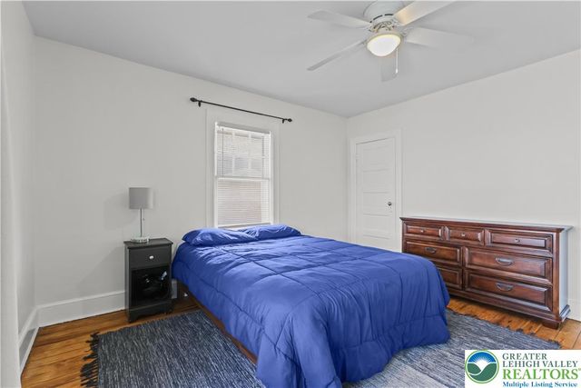 726 Pembroke Road, Bethlehem City, PA 18018