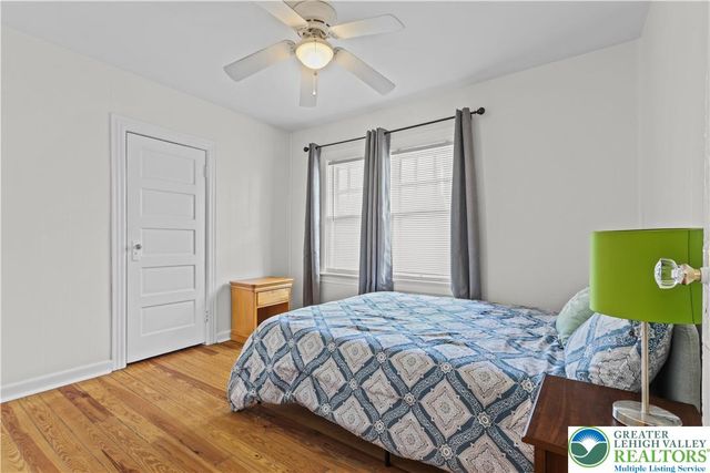 726 Pembroke Road, Bethlehem City, PA 18018